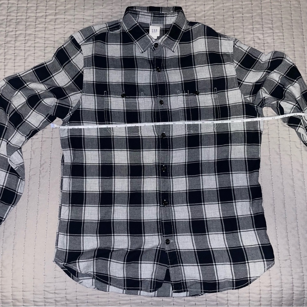 GAP Black and Gray Buffalo Check Flannel Shirt
